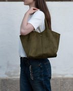 JW PEI Women's Kiana Large Capacity Tote Bag