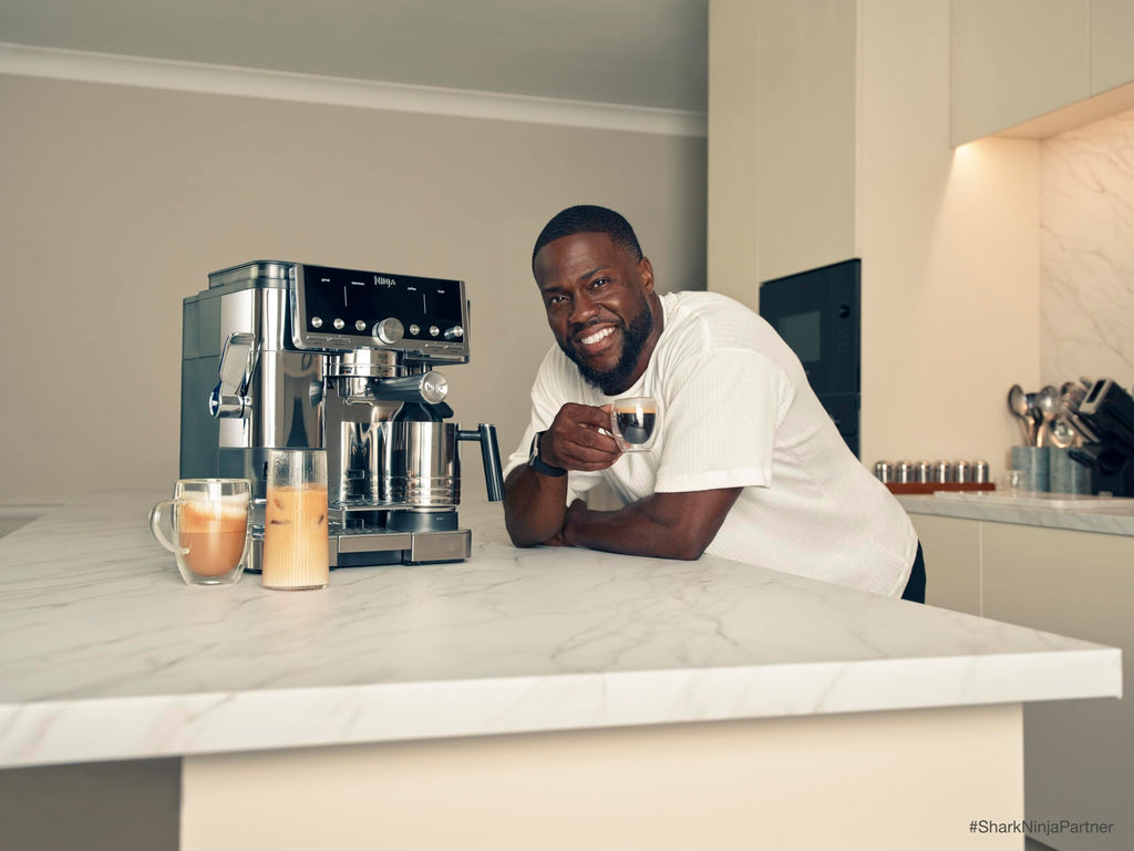 Ninja Luxe Café 3-in-1 Espresso, Drip Coffee and Cold Brew Machine | Intergrated Coffee Grinder, Milk Frother, Assisted Tamper & Built-In Espresso Accessory Storage | Stainless Steel | ES601