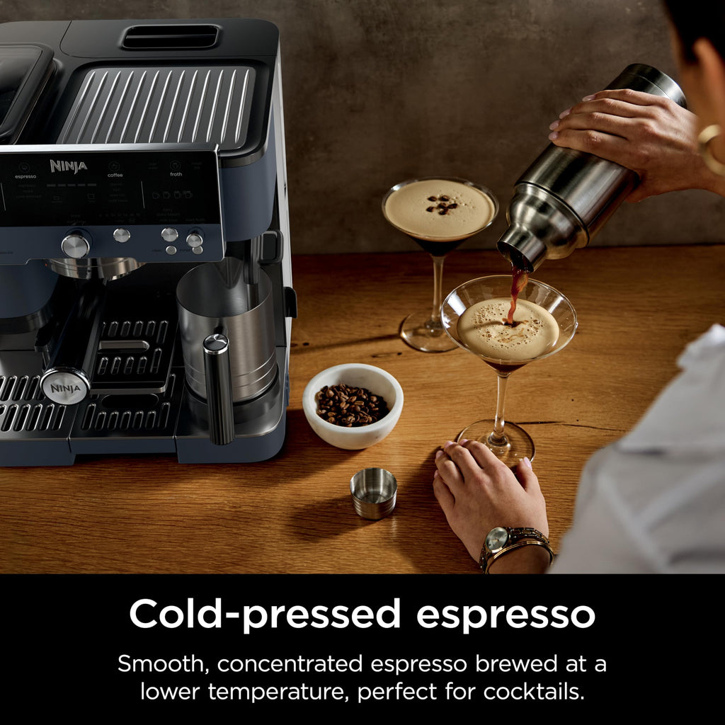 Ninja Luxe Café 3-in-1 Espresso, Drip Coffee and Cold Brew Machine | Intergrated Coffee Grinder, Milk Frother, Assisted Tamper & Built-In Espresso Accessory Storage | Stainless Steel | ES601